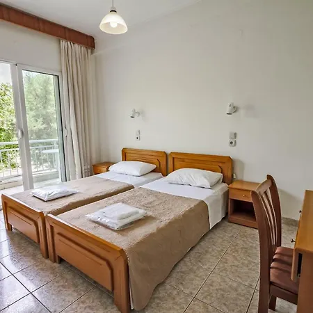 Plotini Hotel
